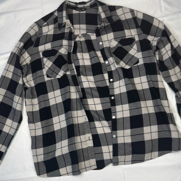 Express - White, Grey, and Black Plaid Long Sleeve Button Up Shirt - Picture 6 of 8
